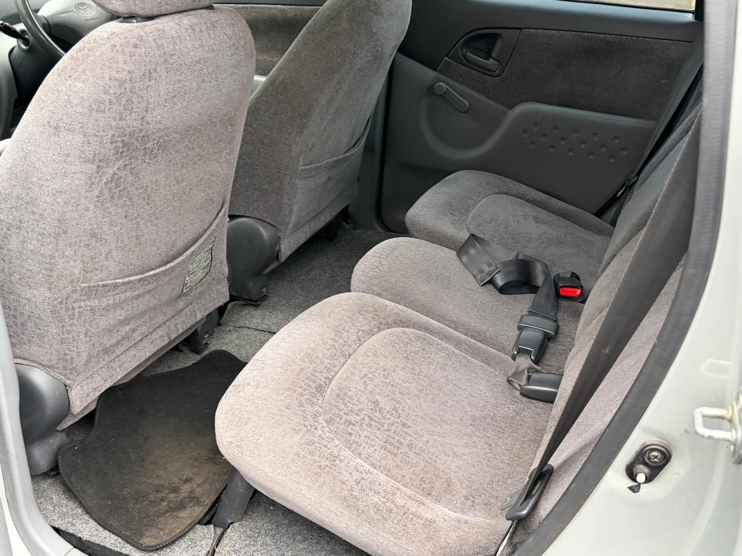 Used Toyota Yaris Verso 2000 for sale - 77160779: Photo 9