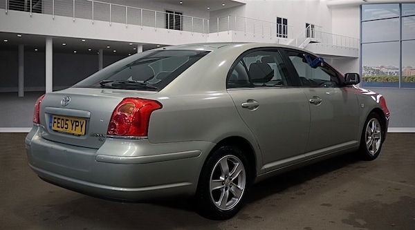 Used Toyota Avensis 2005 for sale - 76237515: Photo 3