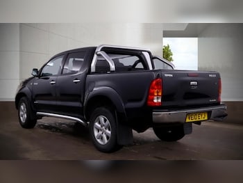Used Toyota Hilux 2010 for sale - 78640297: Photo