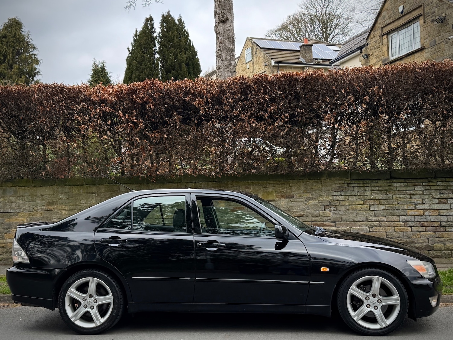 Used Lexus IS 2003 for sale - 78087219: Photo 2