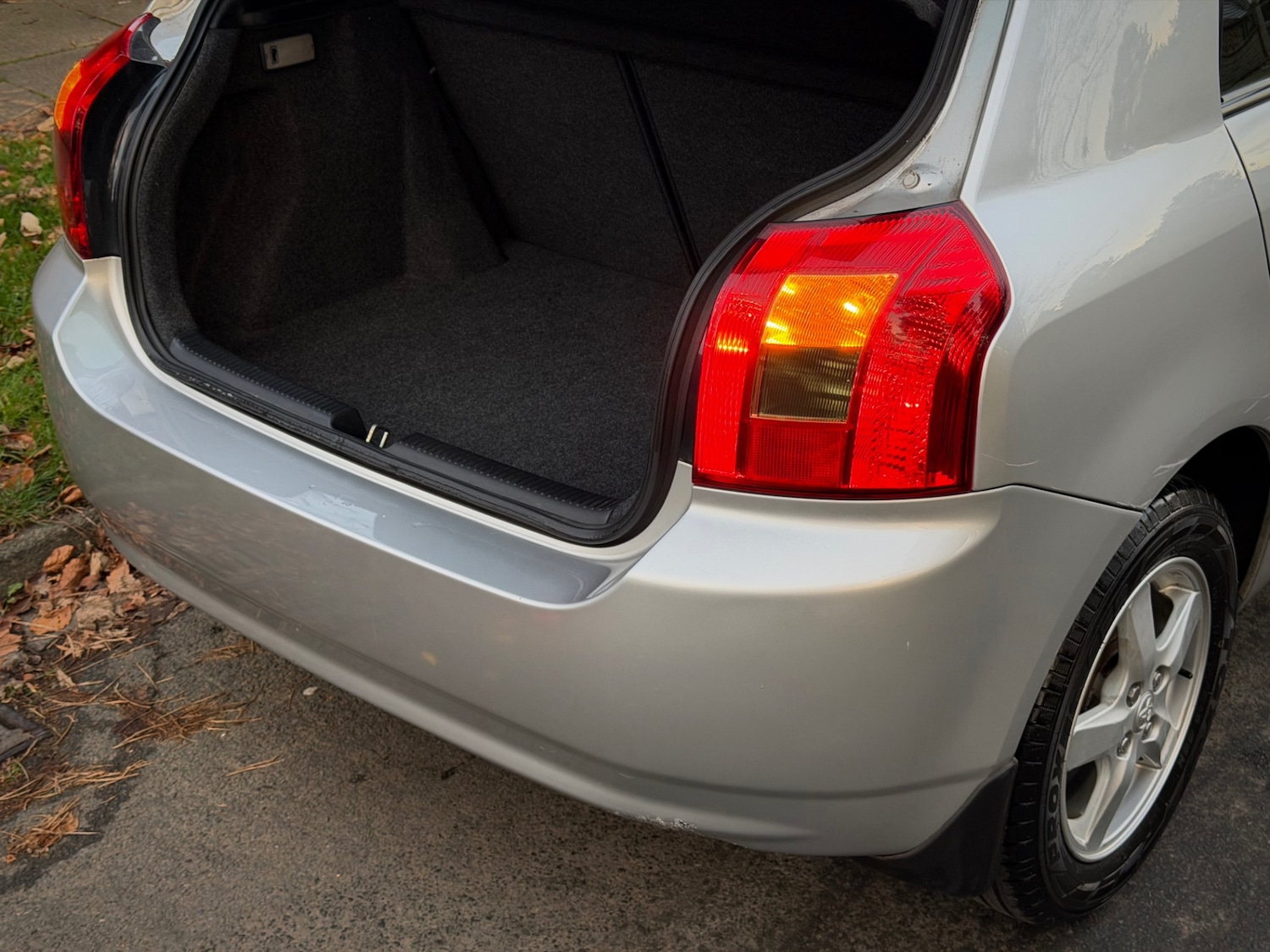 Used Toyota Corolla 2002 for sale - 76566599: Photo 13