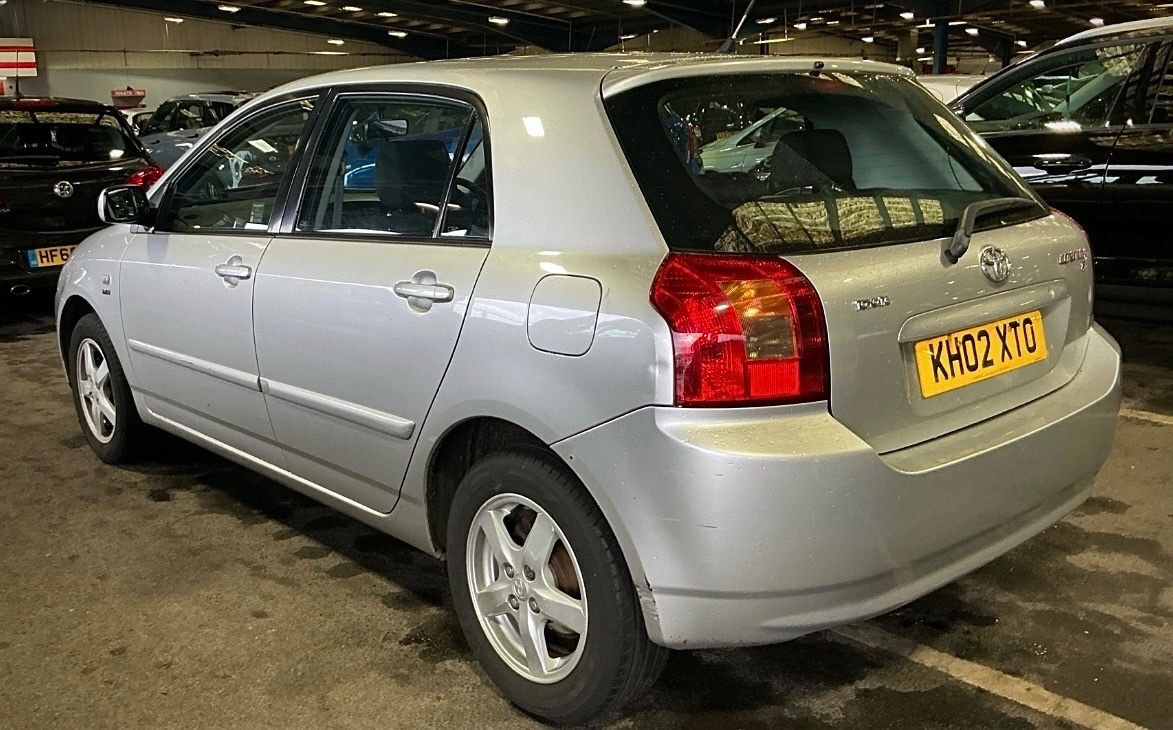 Used Toyota Corolla 2002 for sale - 76566599: Photo 4