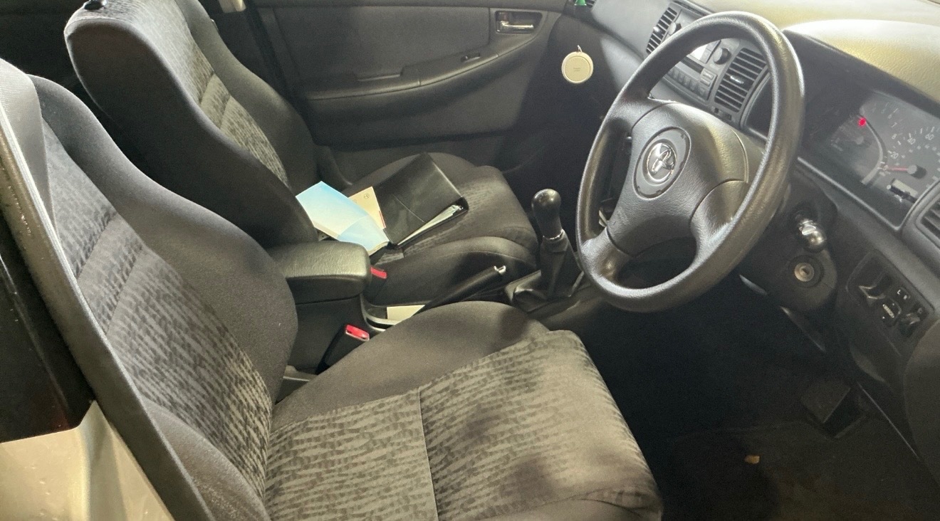 Used Toyota Corolla 2002 for sale - 76566599: Photo 5