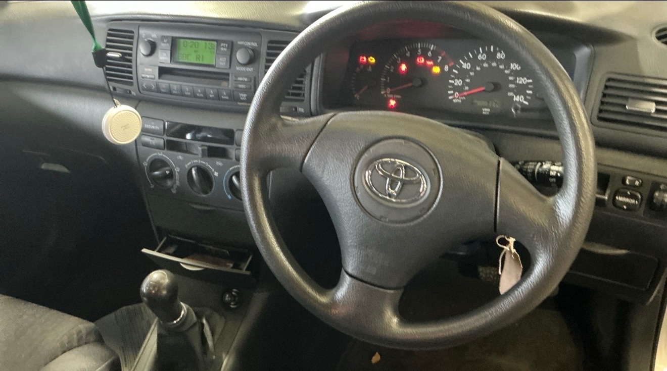 Used Toyota Corolla 2002 for sale - 76566599: Photo 7