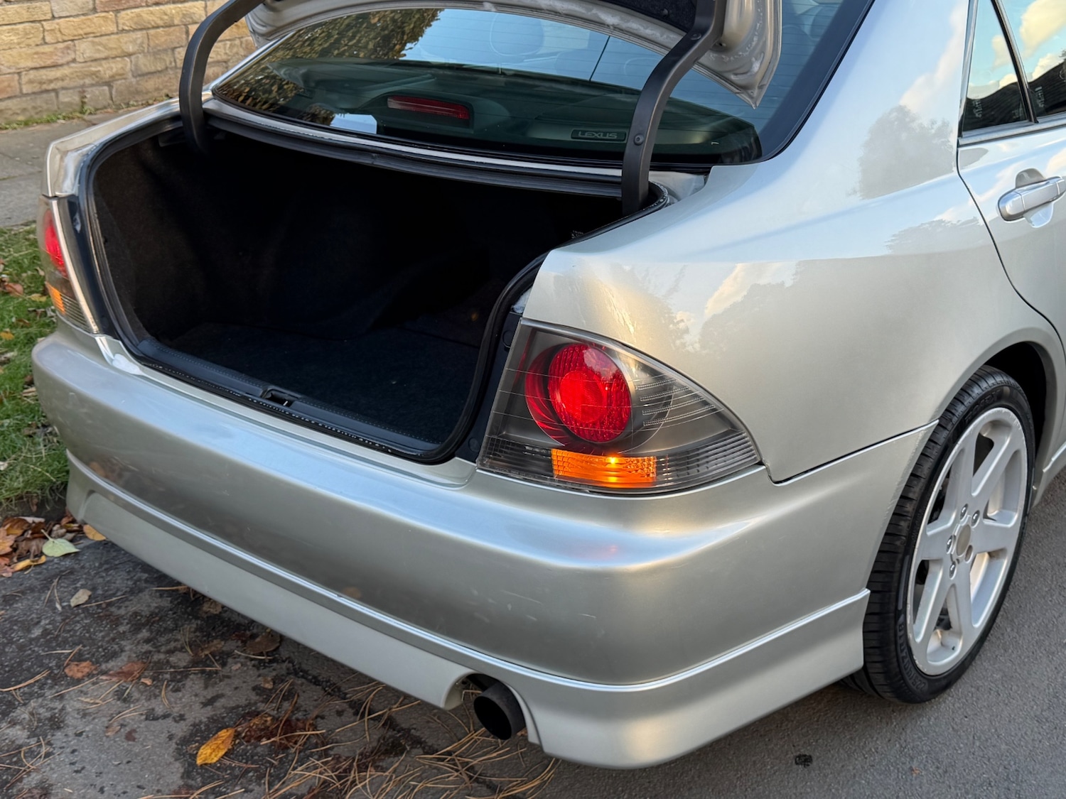 Used Lexus IS 2004 for sale - 76444571: Photo 14