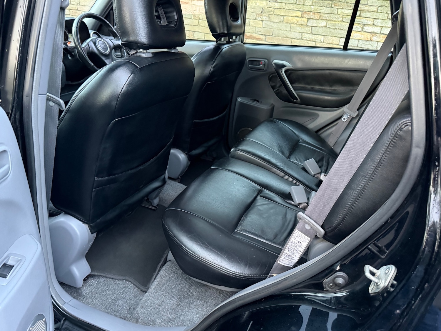 Used Toyota RAV4 2002 for sale - 76780417: Photo 9