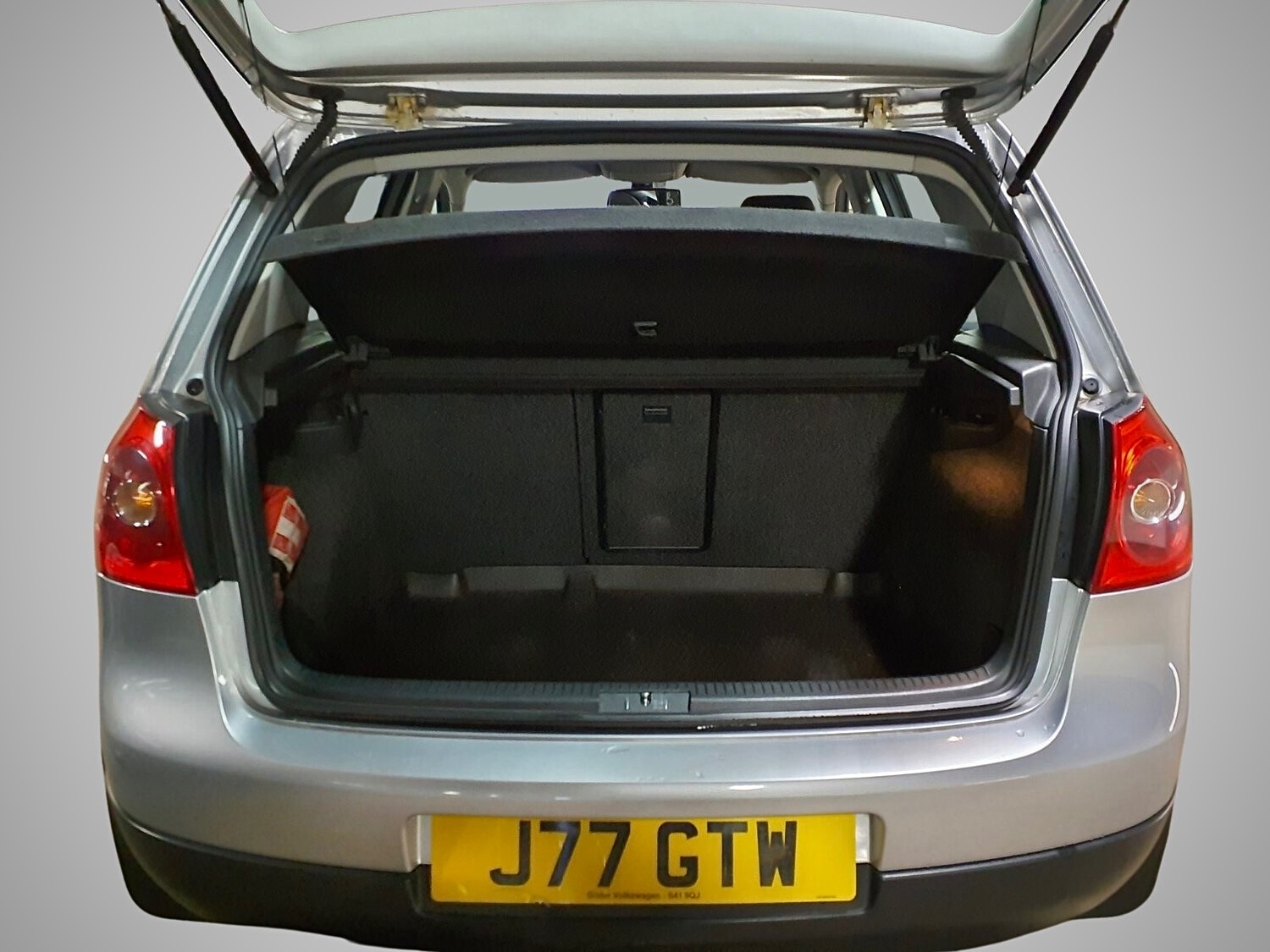 Used Volkswagen Golf 2007 for sale - 78140059: Photo 9