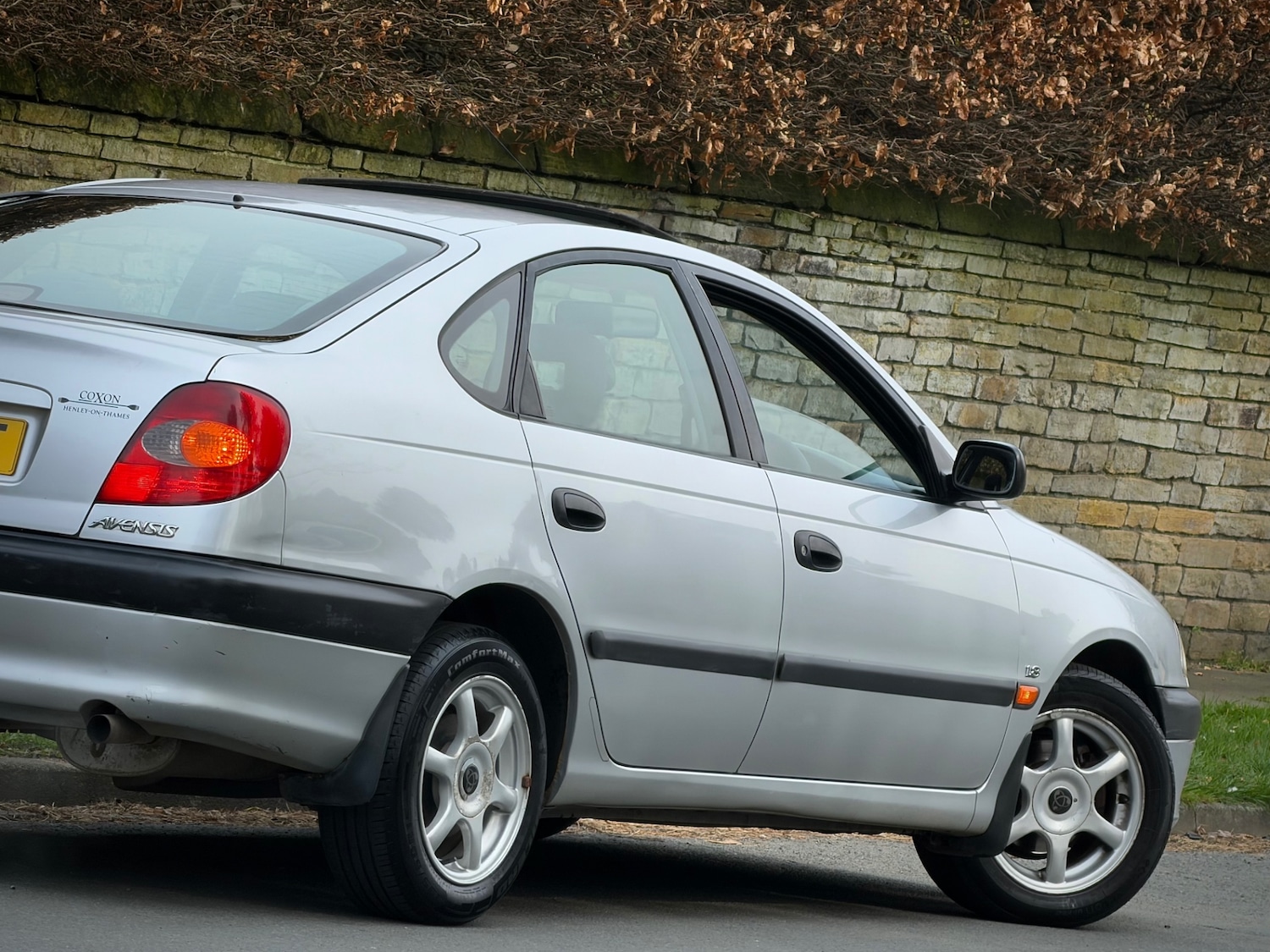 Used Toyota Avensis 1998 for sale - 77981741: Photo 11