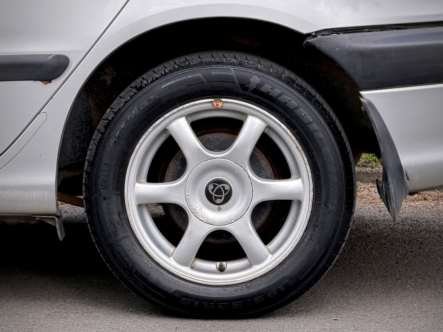 Used Toyota Avensis 1998 for sale - 77981741: Photo 16