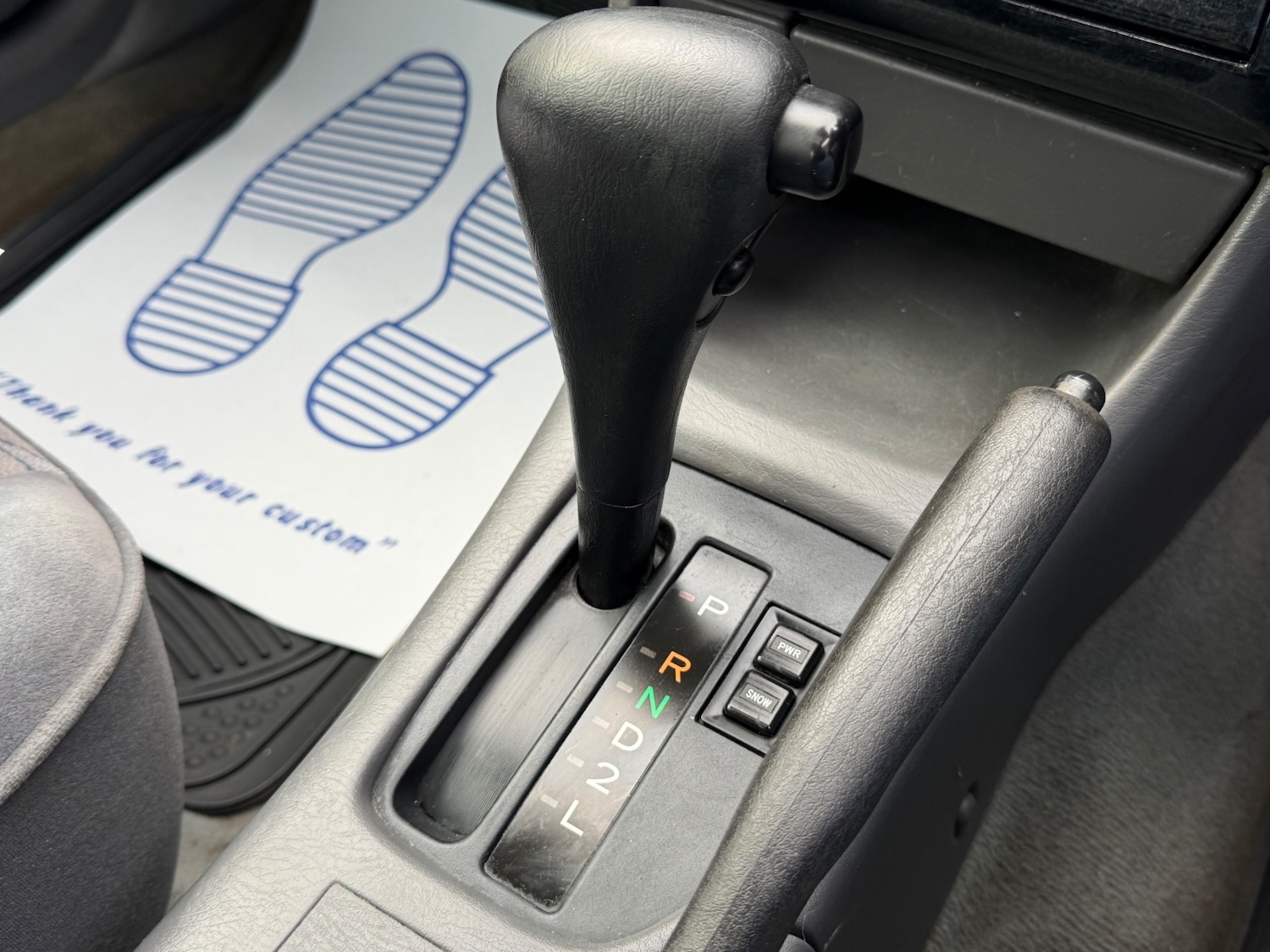 Used Toyota Avensis 1998 for sale - 77981741: Photo 17