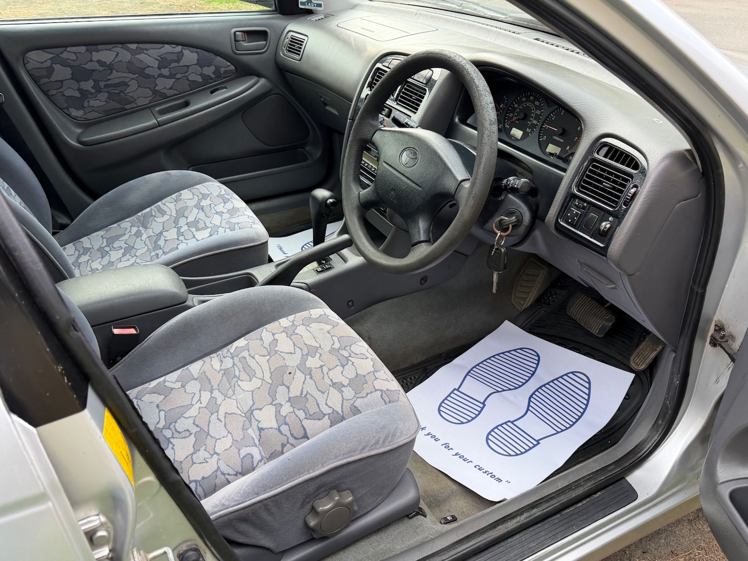 Used Toyota Avensis 1998 for sale - 77981741: Photo 7