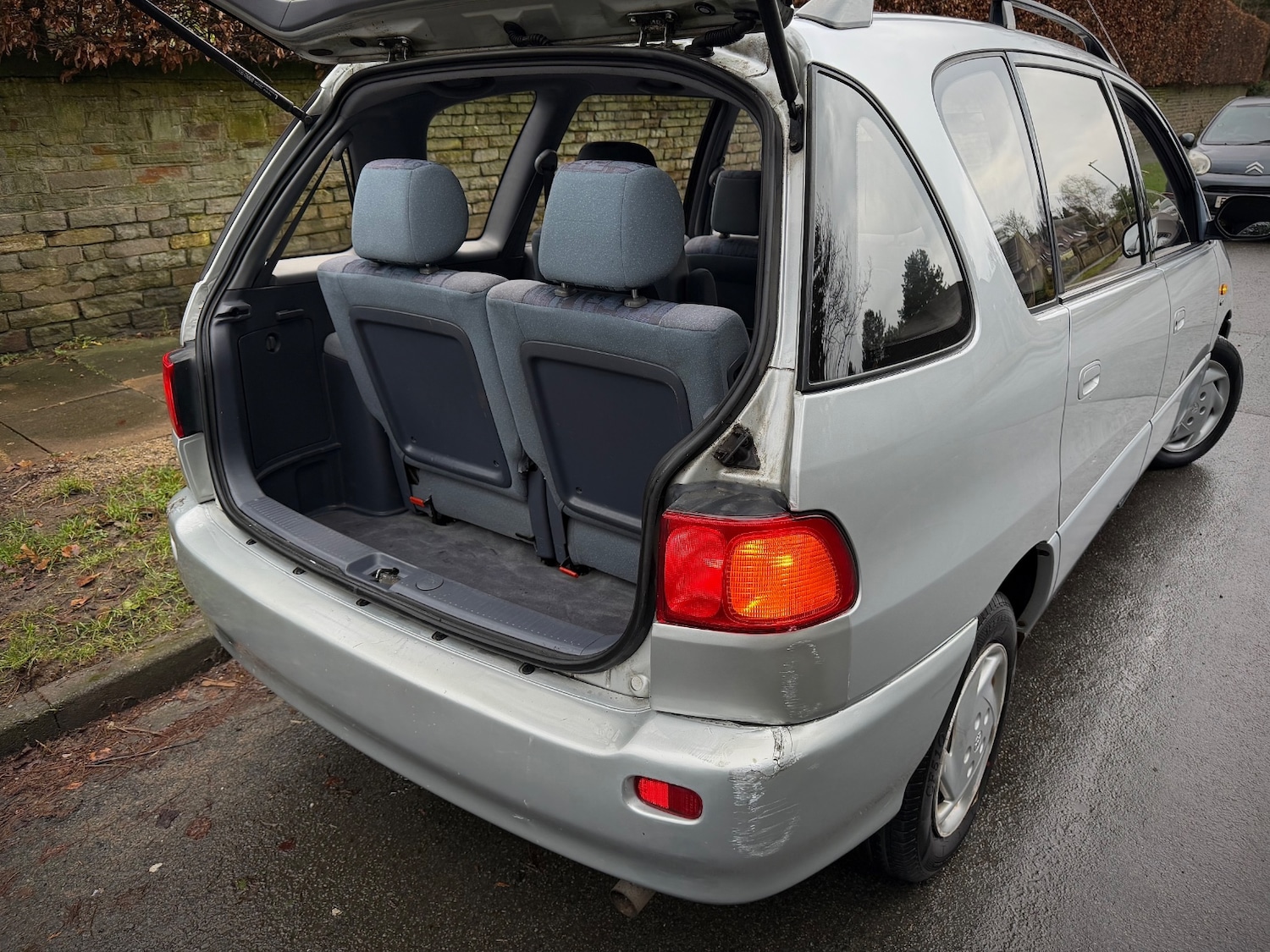Used Toyota Picnic 1999 for sale - 77393400: Photo 16
