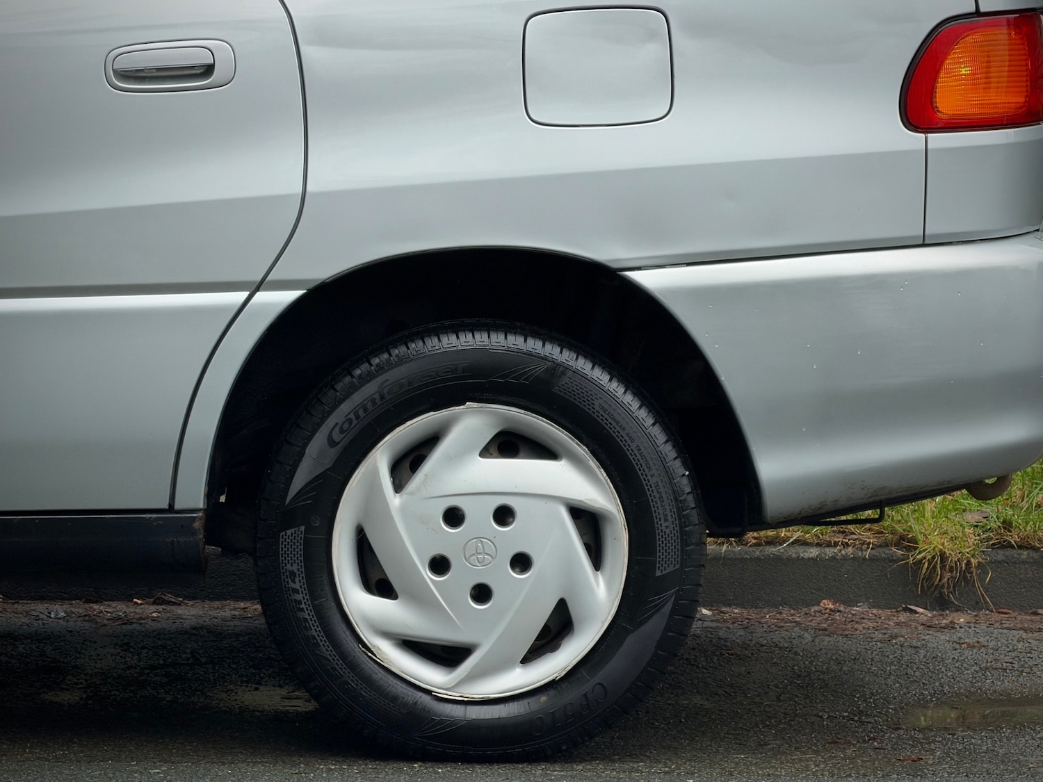 Used Toyota Picnic 1999 for sale - 77393400: Photo 17