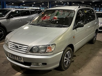 Used Toyota Picnic 1999 for sale - 77393400: Photo
