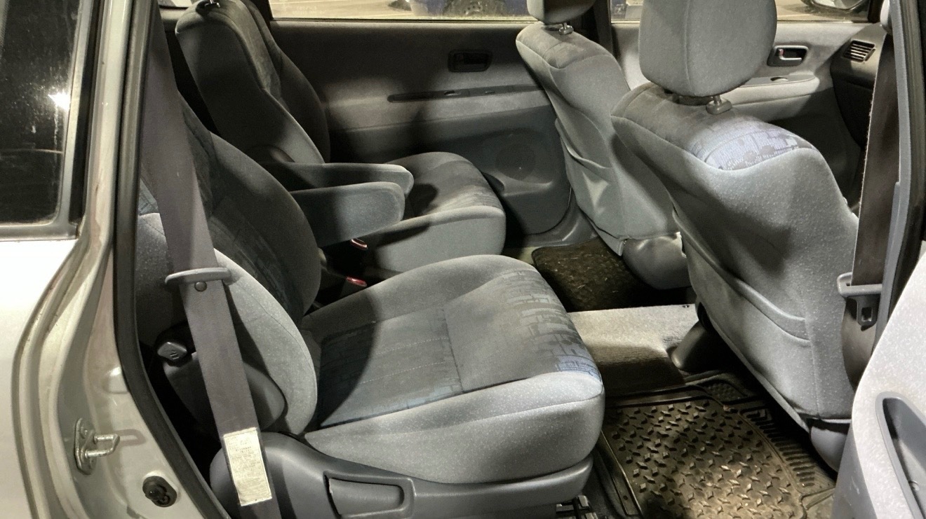 Used Toyota Picnic 1999 for sale - 77393400: Photo 6