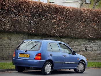 Used Toyota Starlet 1997 for sale - 74171840: Photo