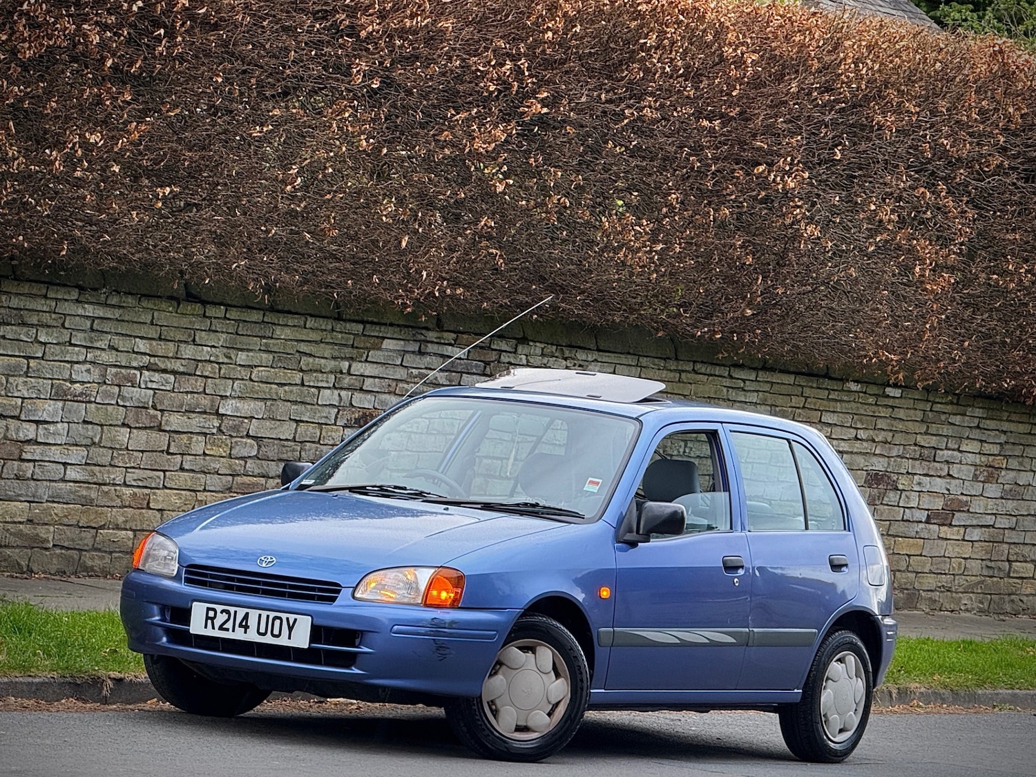 Used Toyota Starlet 1997 for sale - 74171840: Photo 6