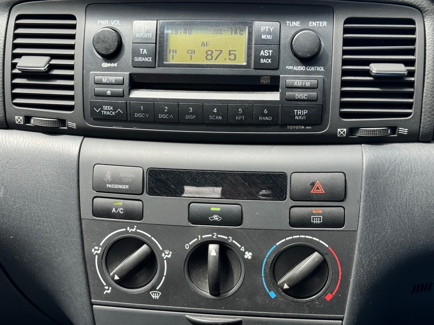 Used Toyota Corolla 2005 for sale - 76497625: Photo 18