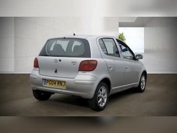 Used Toyota Yaris 2004 for sale - 79297961: Photo