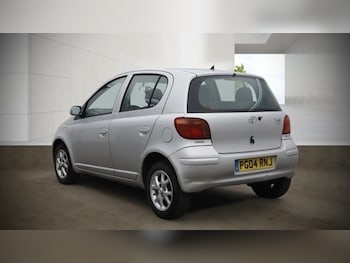 Used Toyota Yaris 2004 for sale - 79297961: Photo