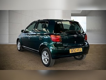 Used Toyota Yaris 2003 for sale - 78801168: Photo