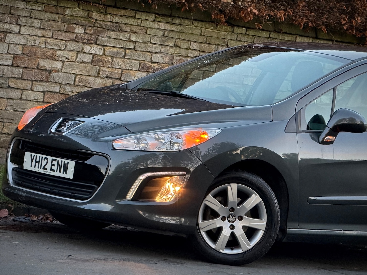 Used Peugeot 308 2012 for sale - 76626779: Photo 16