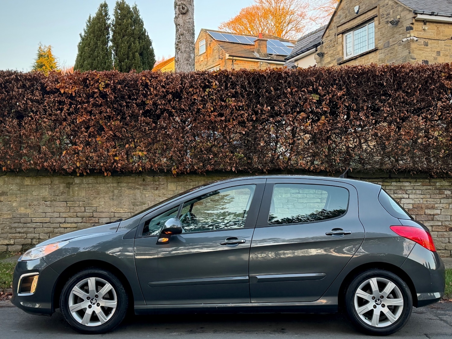 Used Peugeot 308 2012 for sale - 76626779: Photo 5