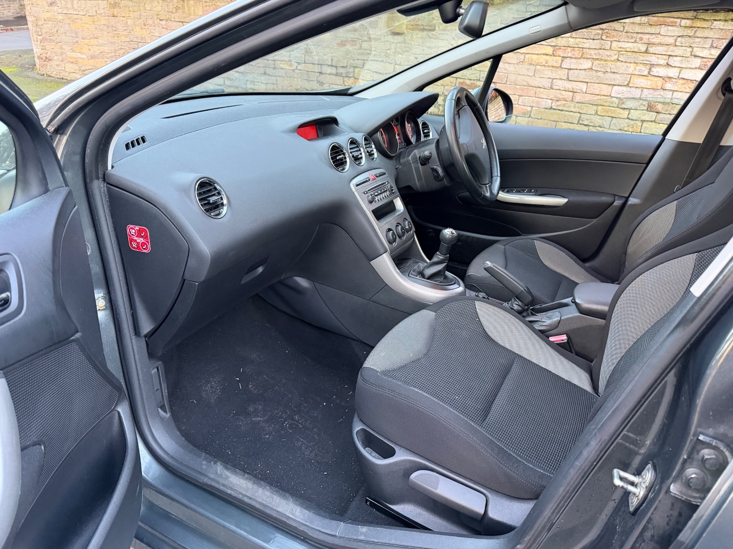 Used Peugeot 308 2012 for sale - 76626779: Photo 7