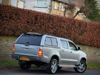 Used Toyota Hilux 2005 for sale - 73058266: Photo