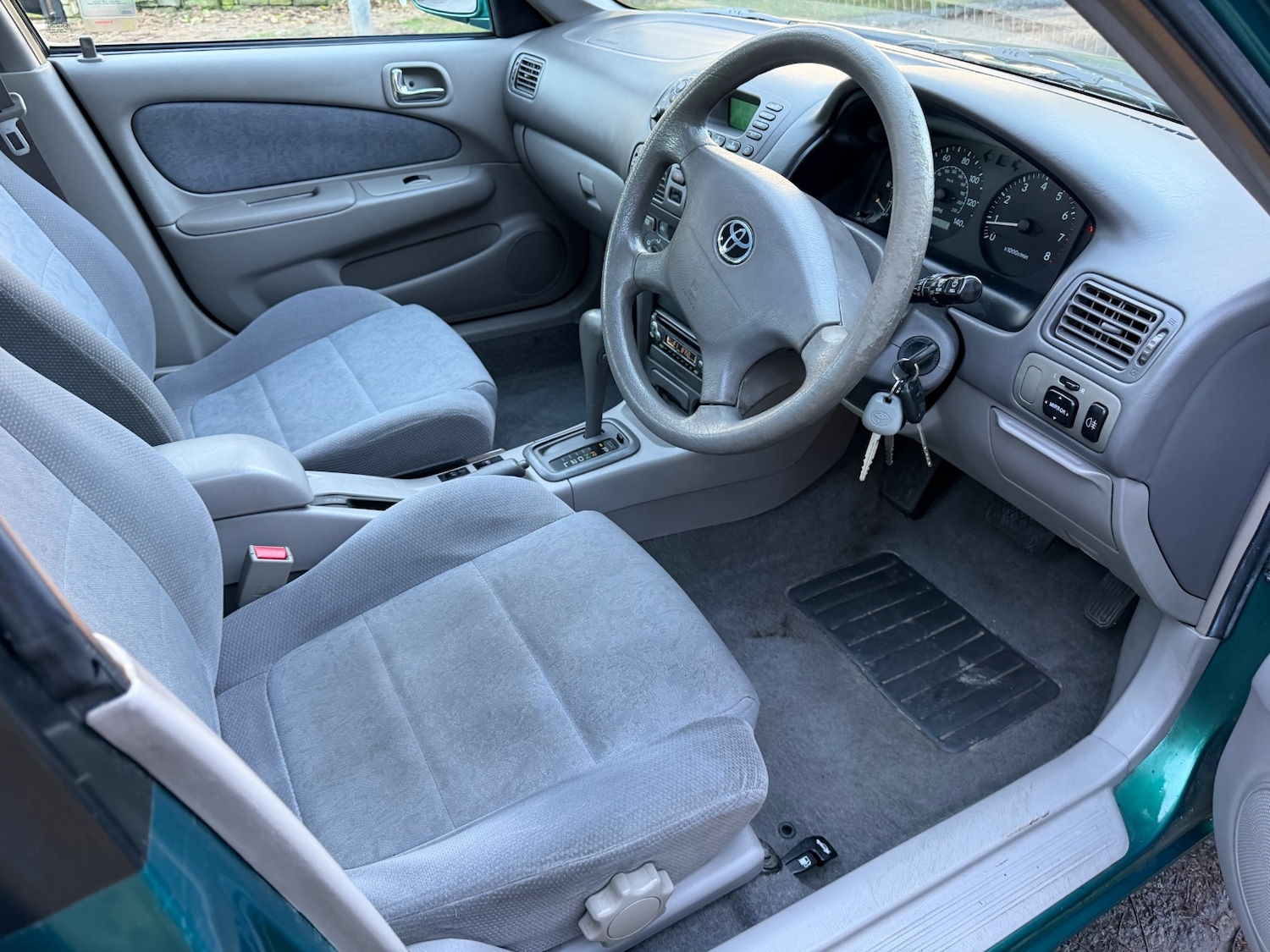 Used Toyota Corolla 2000 for sale - 77409949: Photo 7