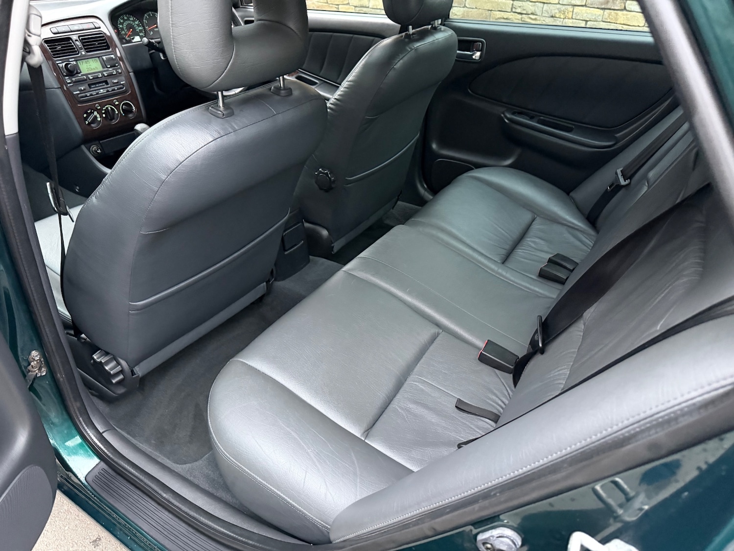 Used Toyota Avensis 2002 for sale - 76236431: Photo 10