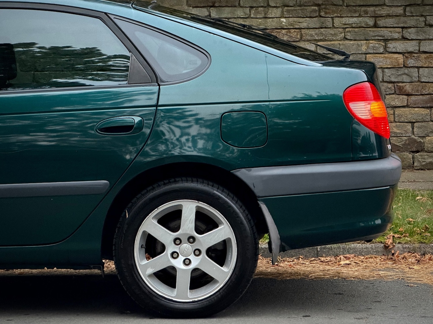 Used Toyota Avensis 2002 for sale - 76236431: Photo 15