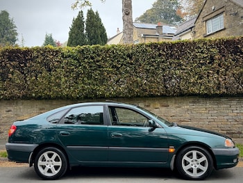 Used Toyota Avensis 2002 for sale - 76236431: Photo