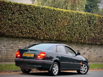Used Toyota Avensis 2002 for sale - 76236431: Photo