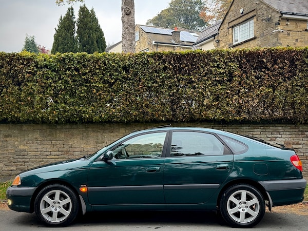 Used Toyota Avensis 2002 for sale - 76236431: Photo 5