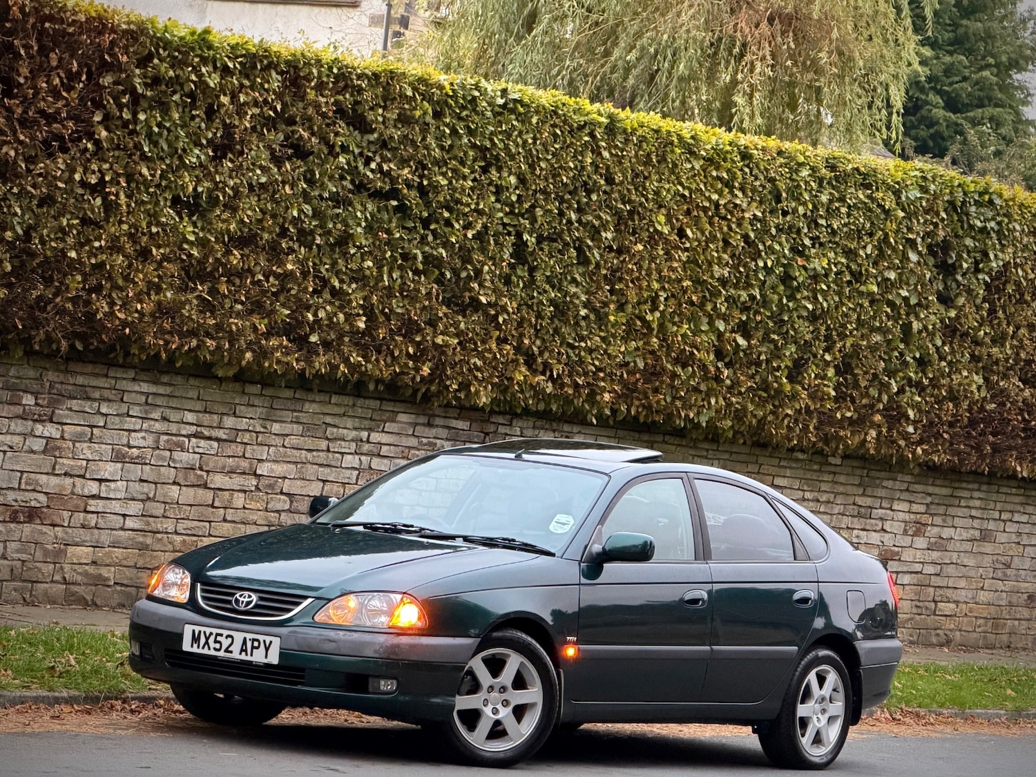 Used Toyota Avensis 2002 for sale - 76236431: Photo 6