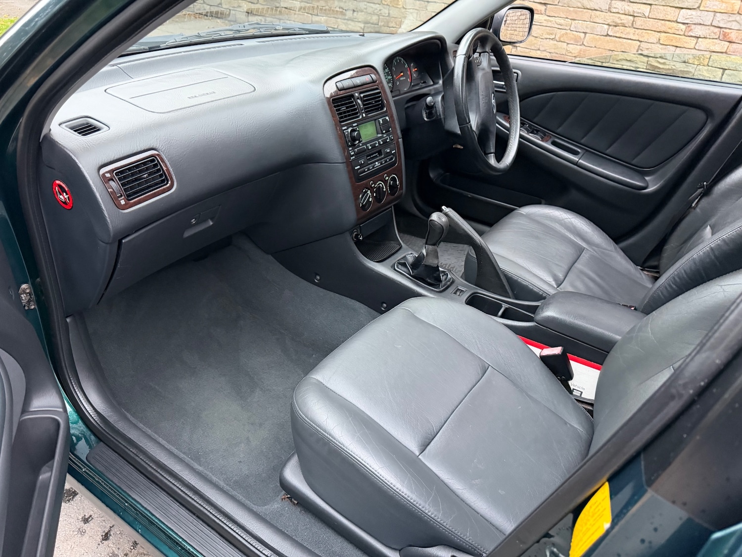 Used Toyota Avensis 2002 for sale - 76236431: Photo 8