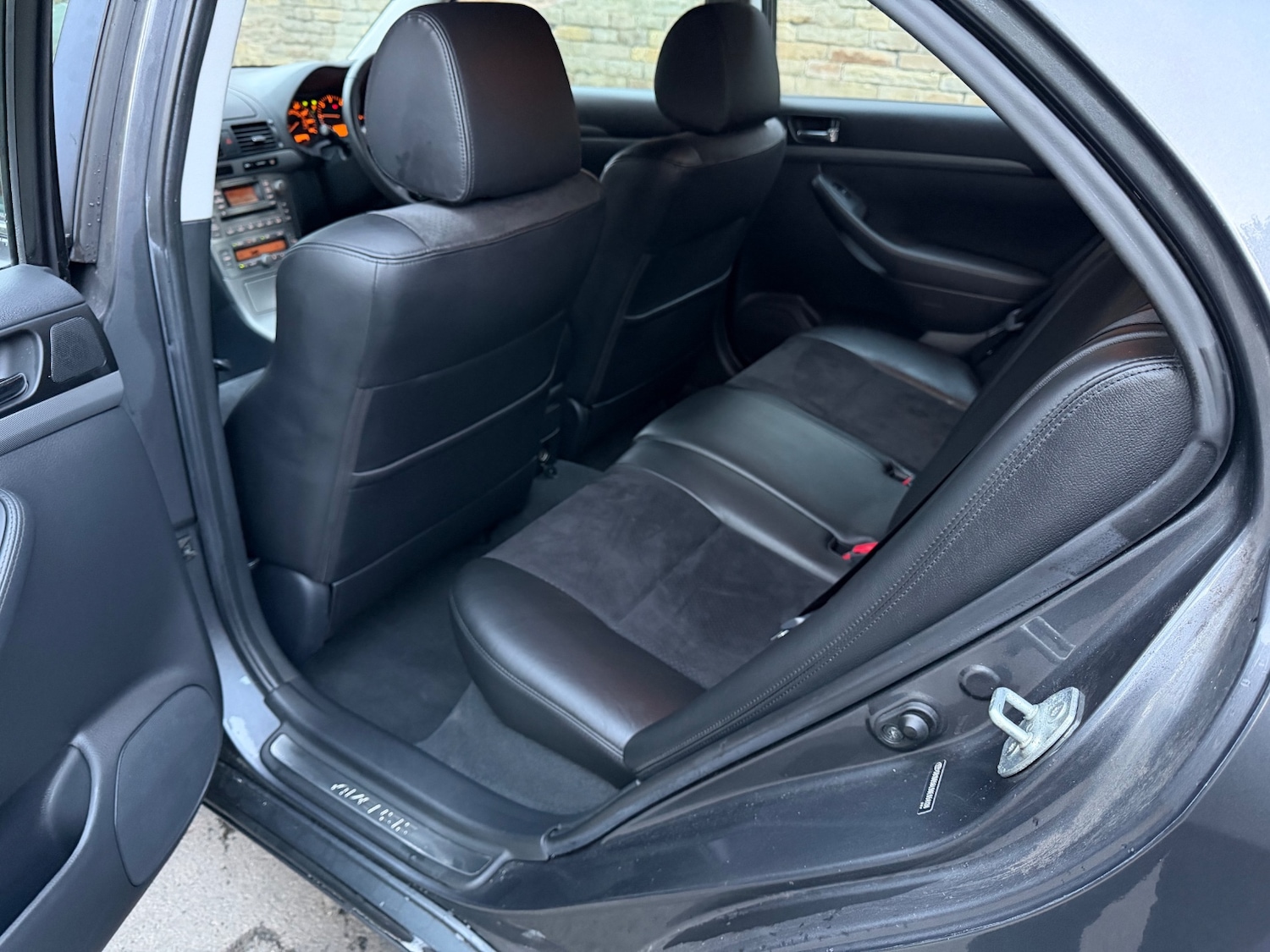 Used Toyota Avensis 2006 for sale - 77079326: Photo 9