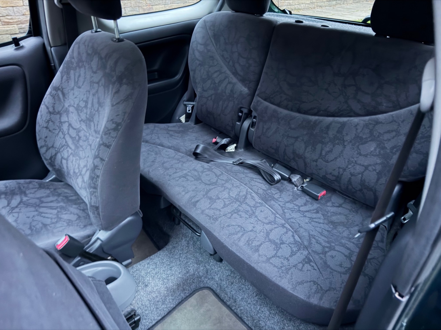 Used Toyota Yaris 2002 for sale - 76305676: Photo 10