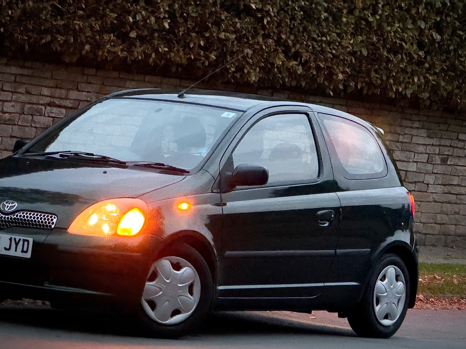 Used Toyota Yaris 2002 for sale - 76305676: Photo 11
