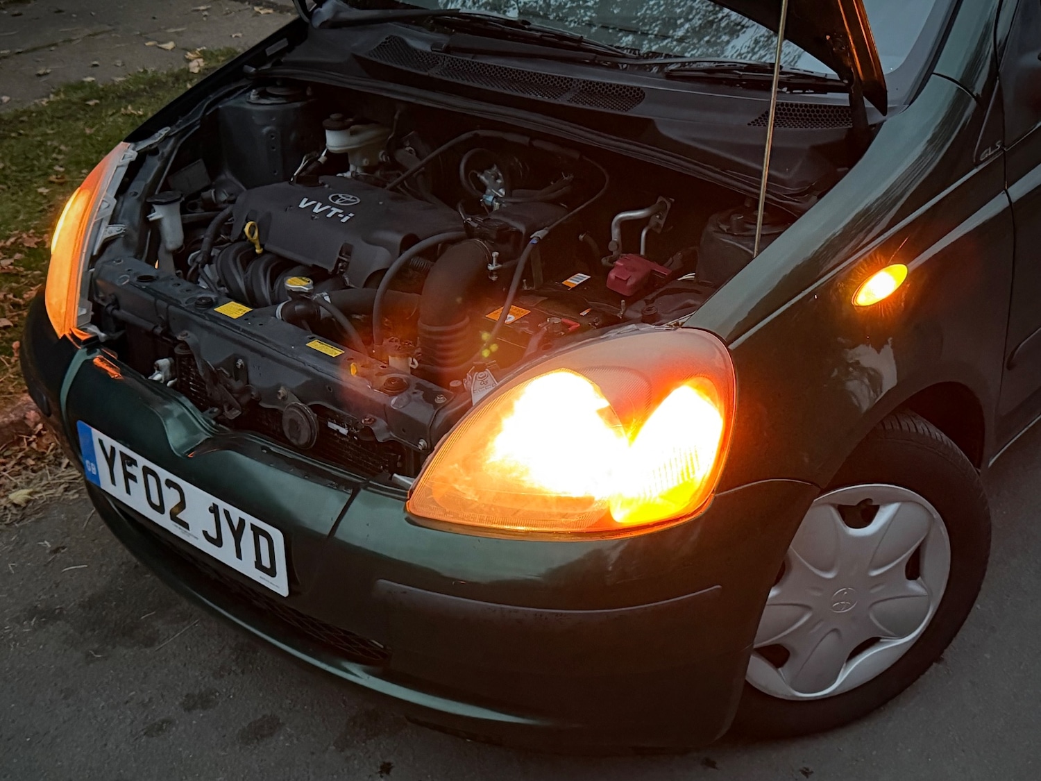 Used Toyota Yaris 2002 for sale - 76305676: Photo 13