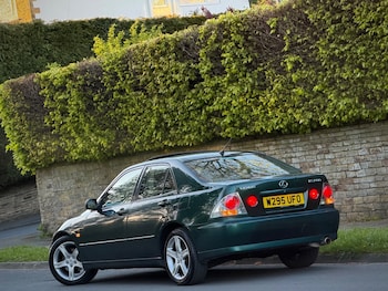 Used Lexus IS 2000 for sale - 77610342: Photo