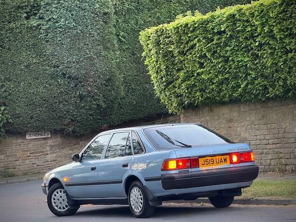 Used Toyota Carina II 1991 for sale - 74656517: Photo 4