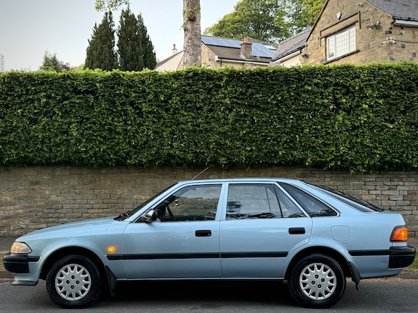 Used Toyota Carina II 1991 for sale - 74656517: Photo 5
