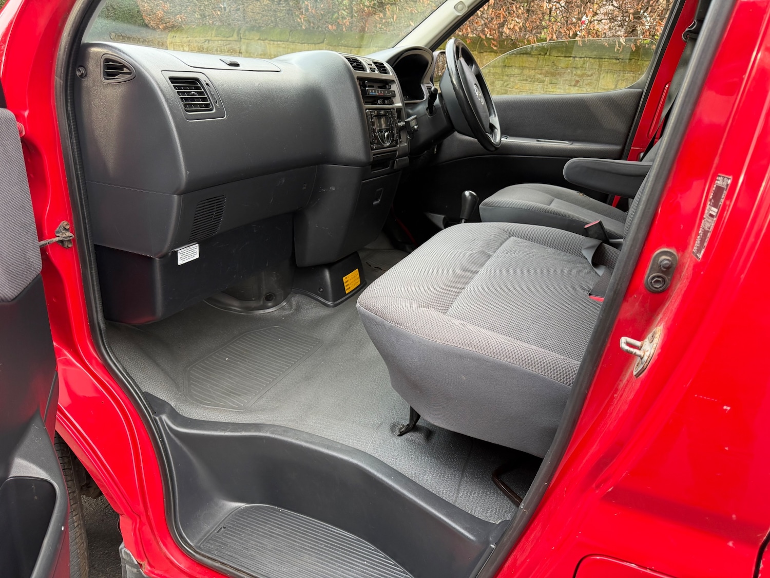 Used Toyota HiAce 2011 for sale - 77736182: Photo 7