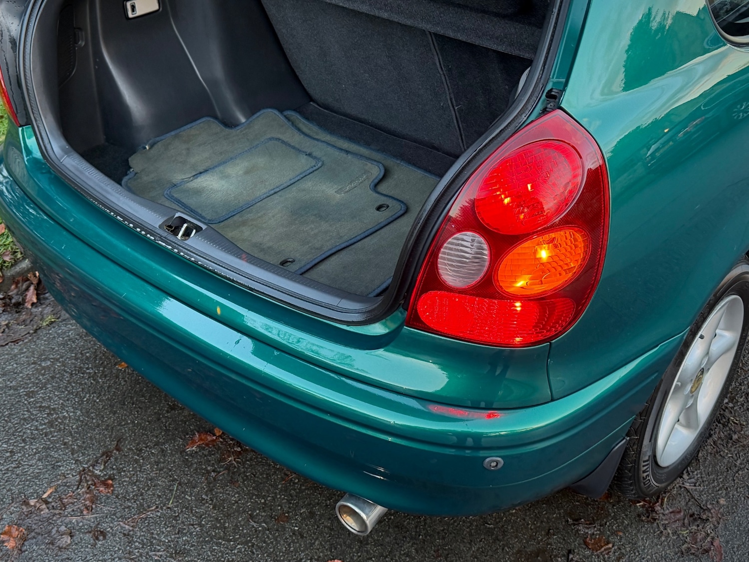 Used Toyota Corolla 2001 for sale - 76596112: Photo 13