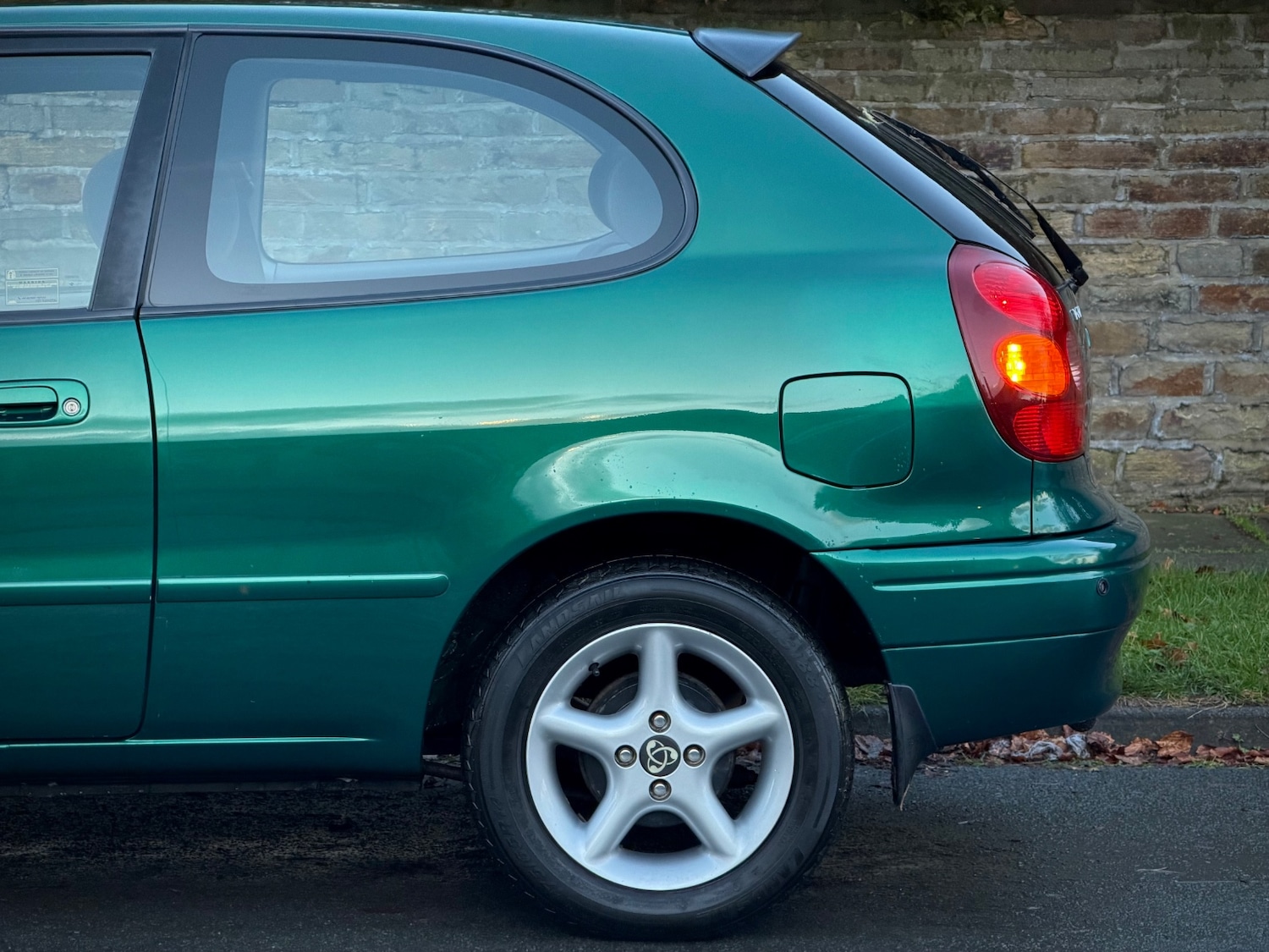 Used Toyota Corolla 2001 for sale - 76596112: Photo 15