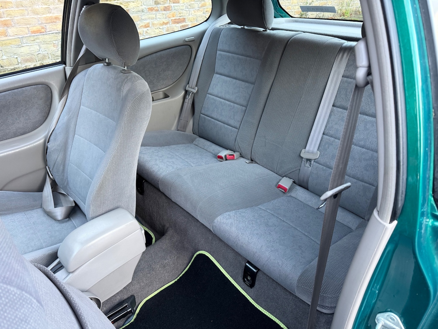 Used Toyota Corolla 2001 for sale - 76596112: Photo 9