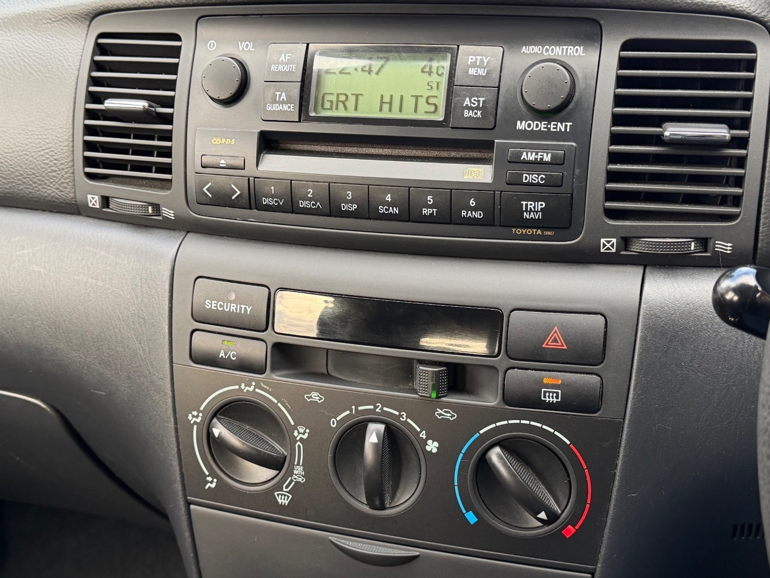 Used Toyota Corolla 2003 for sale - 76594589: Photo 17