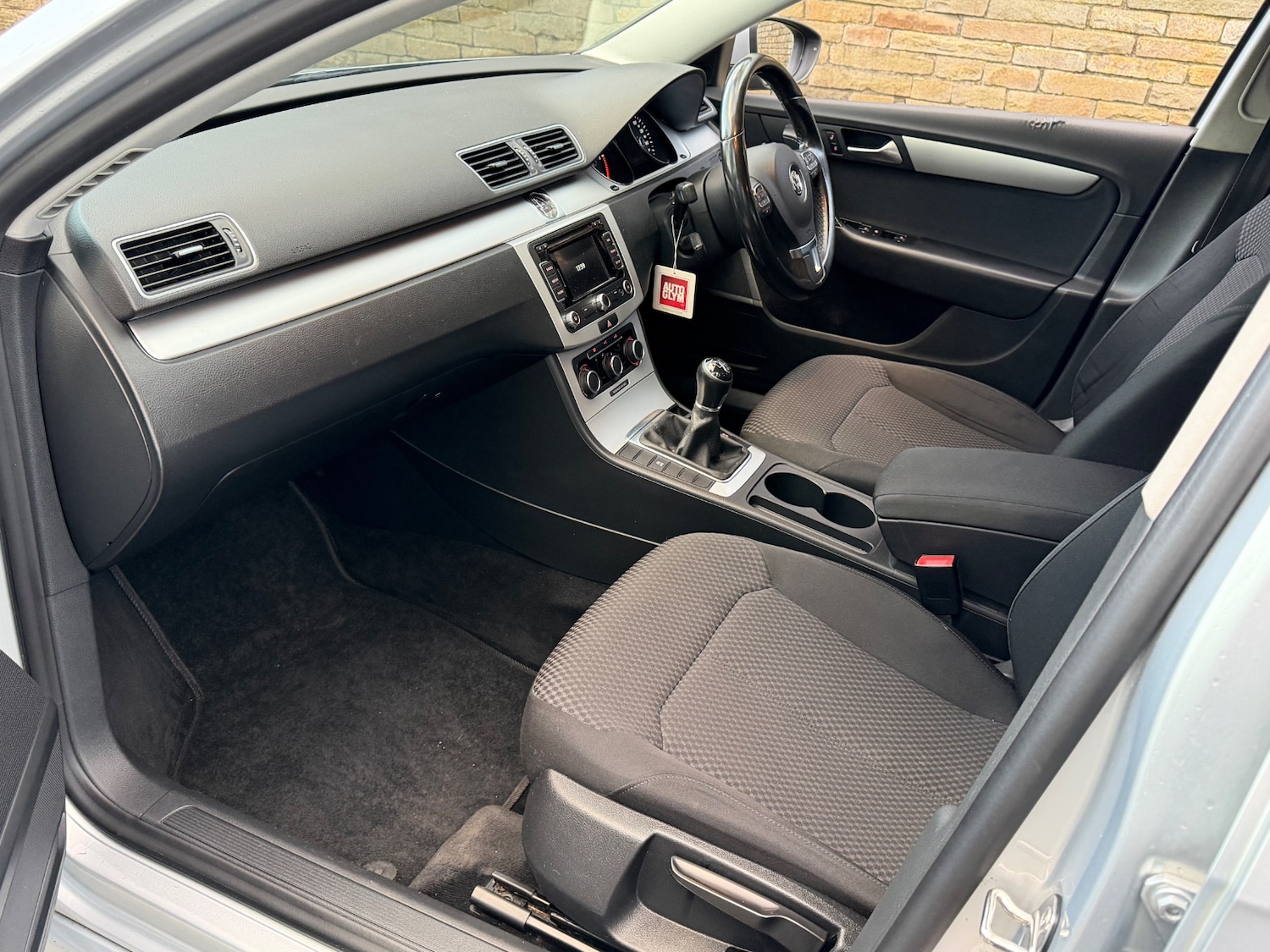 Used Volkswagen Passat 2013 for sale - 77989376: Photo 8